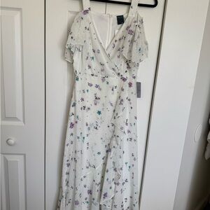 Gabby Skye White Floral off the shoulder Maxi Dress size 14